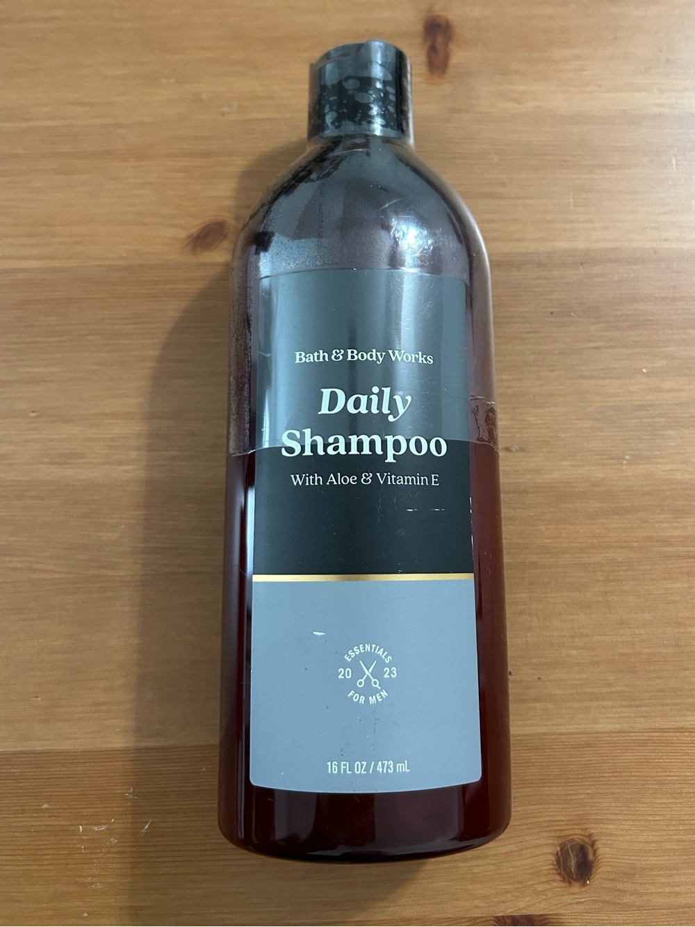 Bath & Body Works daily shampoo for men